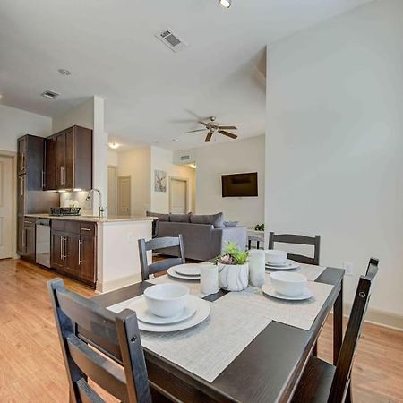 Cozy Apt Nrg Pool,Wi-Fi, Free Parking, Petsok! Houston Kültér fotó