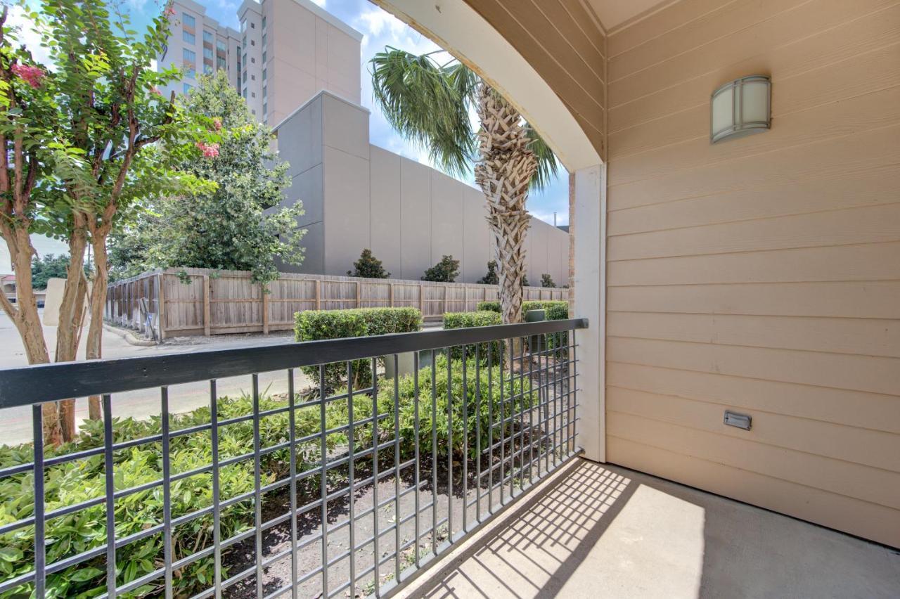 Cozy Apt Nrg Pool,Wi-Fi, Free Parking, Petsok! Houston Kültér fotó