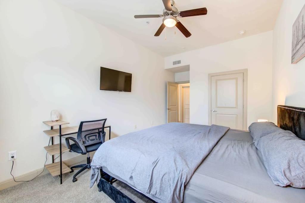 Cozy Apt Nrg Pool,Wi-Fi, Free Parking, Petsok! Houston Kültér fotó