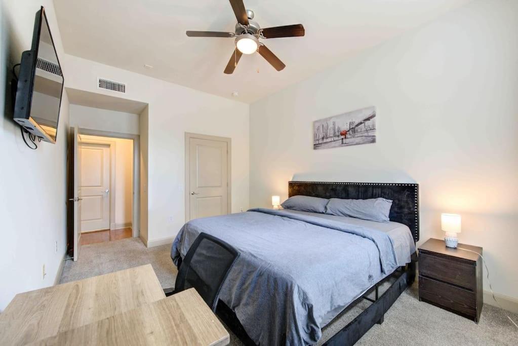 Cozy Apt Nrg Pool,Wi-Fi, Free Parking, Petsok! Houston Kültér fotó